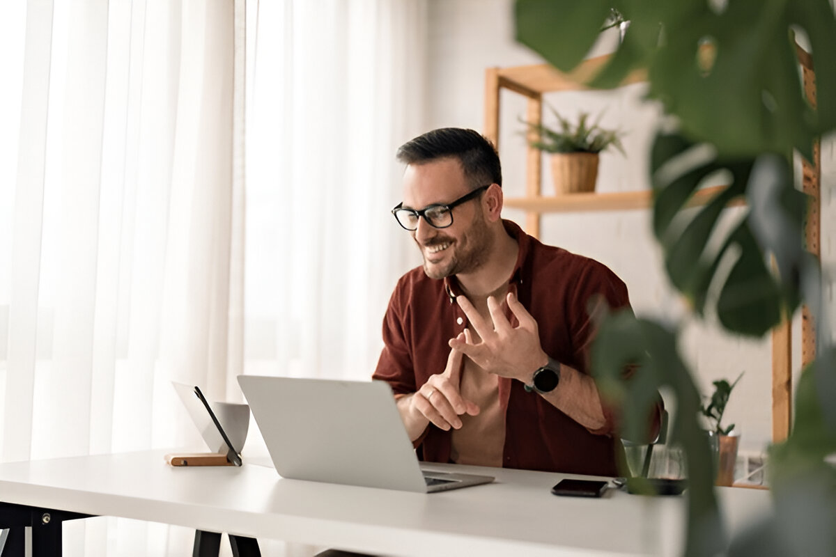A tutor working online with students, representing tutoring jobs near me and remote opportunities